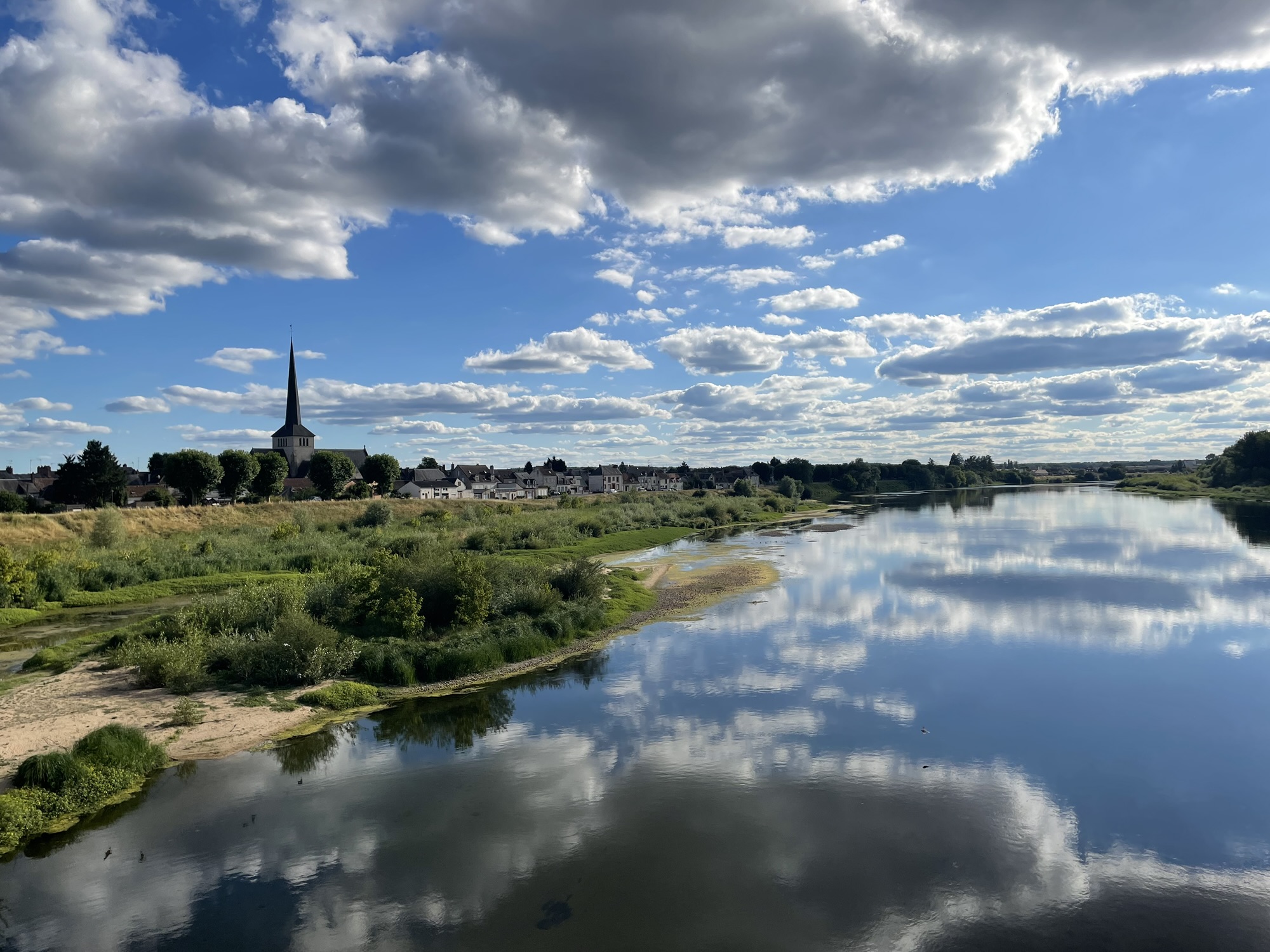 Day 3 – Germigny-des-Prés to Sully-sur-Loire